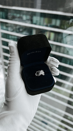 Кольцо Tiffany&Co 1990 из белого золота с бриллиантами 15 размер