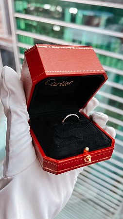 Обручальное кольцо Cartier из платины 17(54) размер