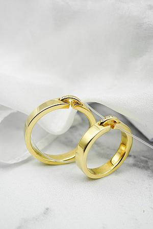 Кольцо Chaumet из желтого золота с бриллиантами 15.5 размер