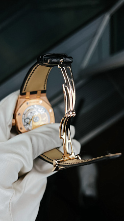 Часы Audemars Piguet Royal Oak Rose Gold 37 mm 15450OR.OO.D002CR.01